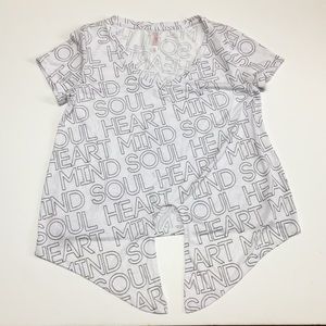 🐶 Ladies Xhilaration Top 🐶